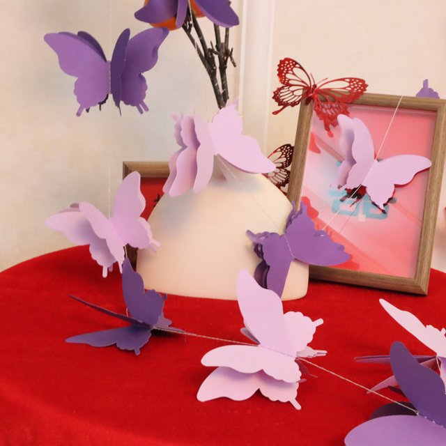 Xiao Hua 2 guirnaldas decorativas colgantes de mariposas de papel 3D para bodas, baby showers, cumpleaños y decoración temática, 118 pulgadas de largo, color morado.