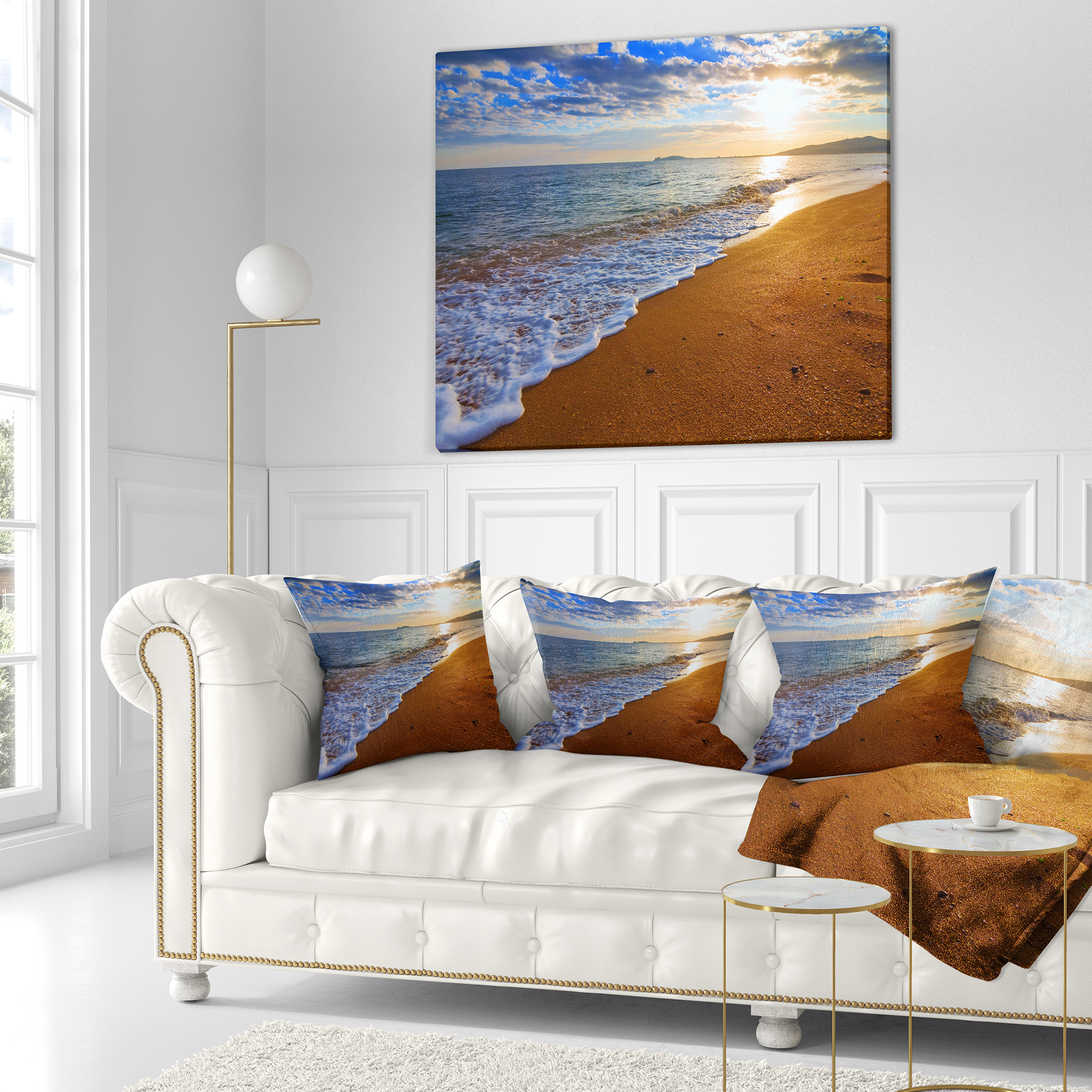 Designart Sydney Early Morning Beach - Beach Photo Throw Pillow - 16x16