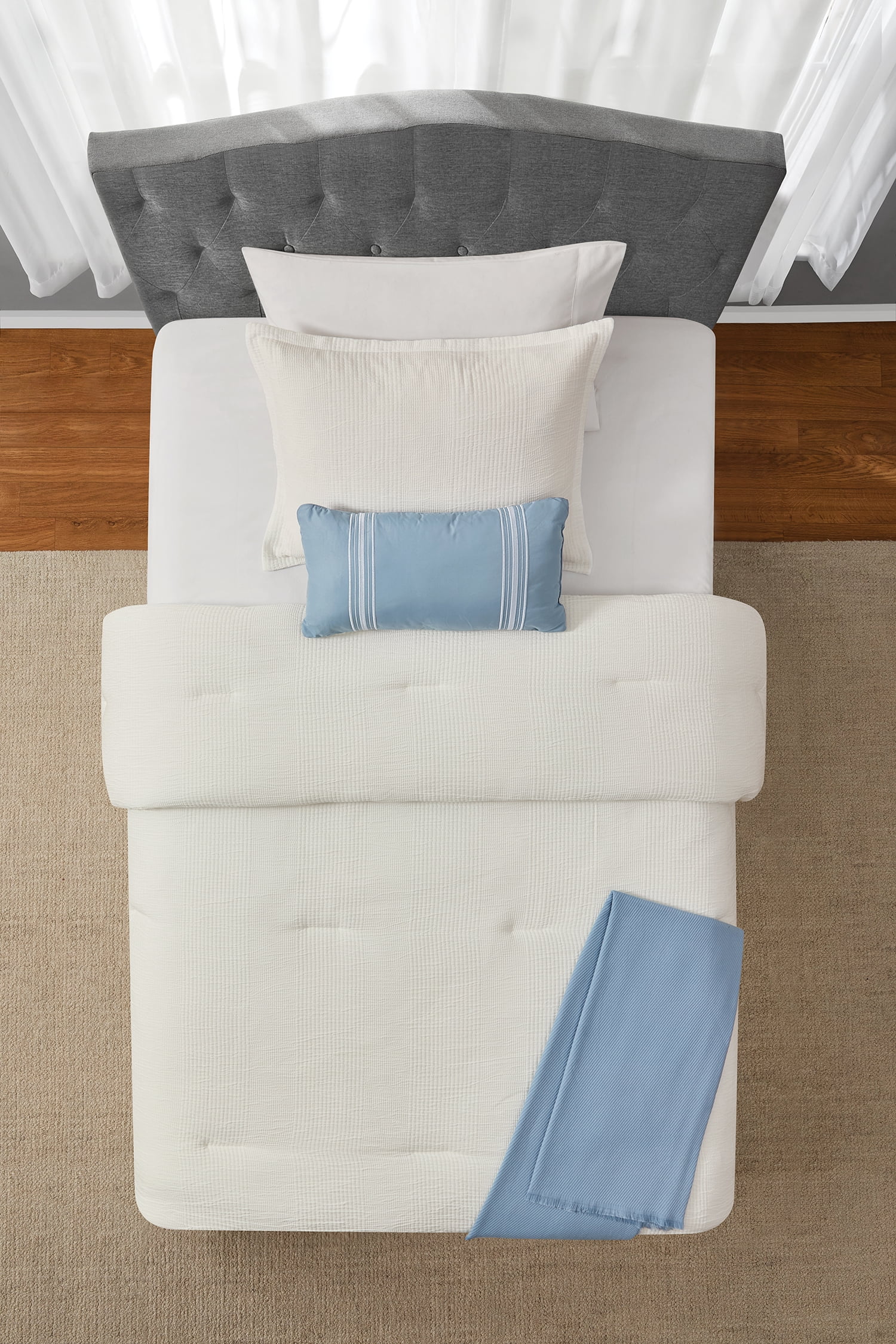 Mainstays Tonal 4-Piece White Stripe Matelasse Comforter Set, Twin/Twin XL
