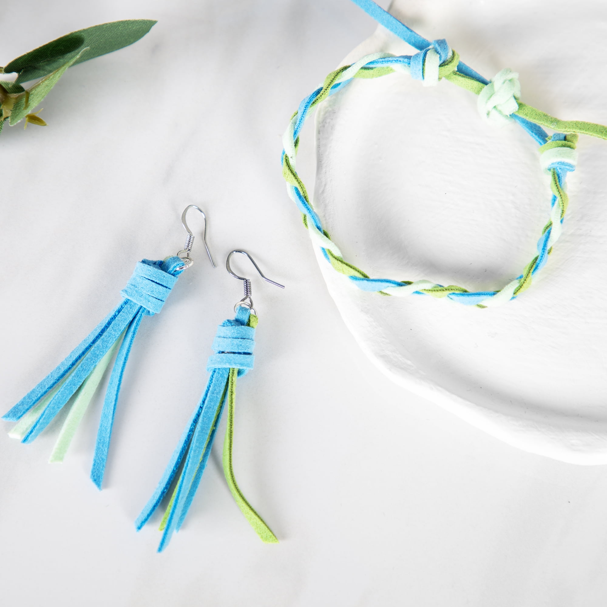 (2 pack) Cousin DIY Faux Suede Cord String, Jewelry Making, 4 Piece Roll, 13.3 yd, Blue & Green