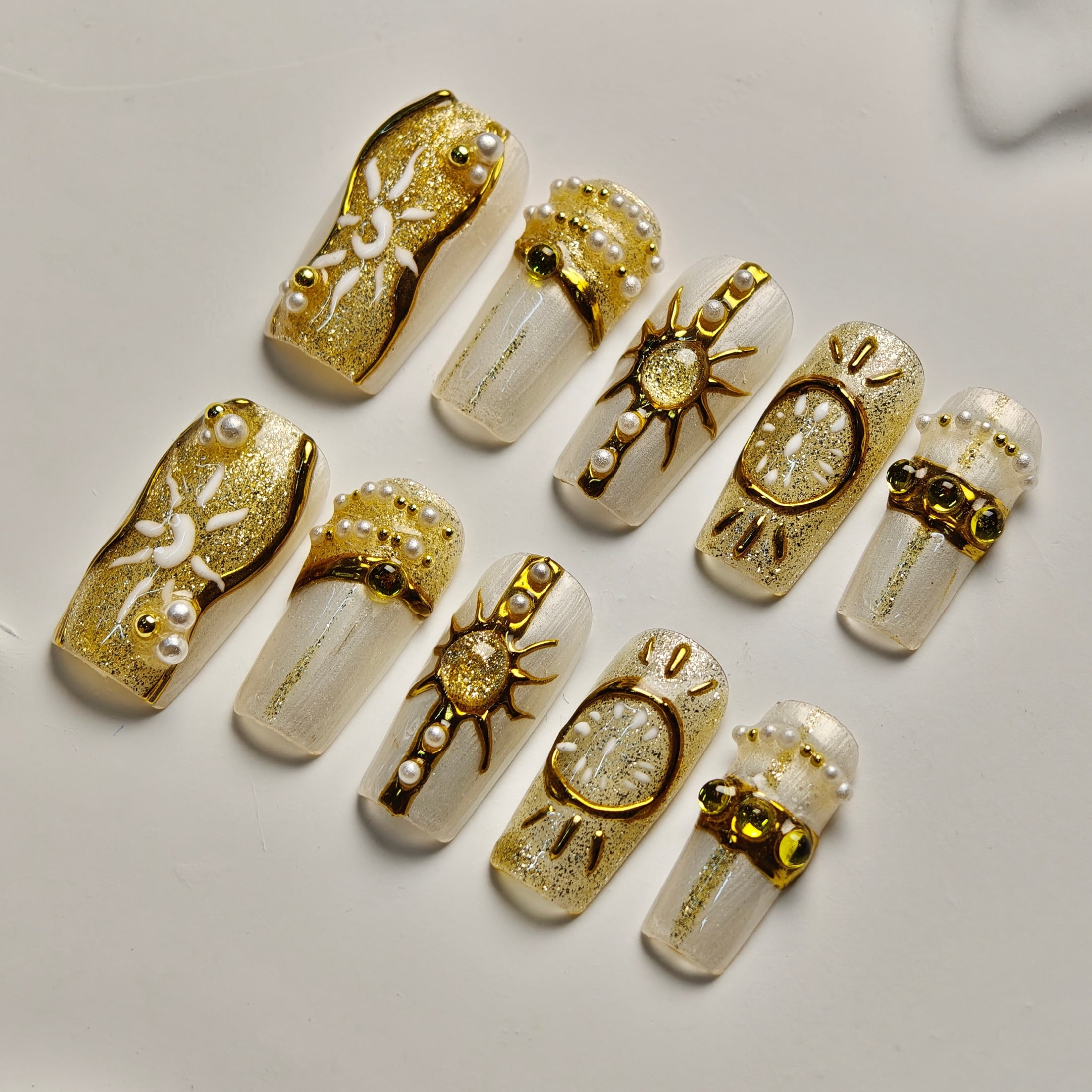 10pcs Square Medium Handmade Y2K Nails – White & Gold, Hand Drawn Sun & Moon Patterns, 3D Pearls & Gems, Summer Independence Day Press On Nails for Women