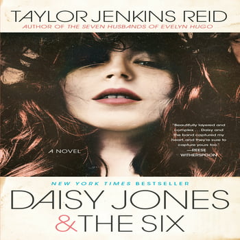 Daisy Jones & the Six (Paperback)