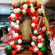 thumbnail image 1 of Kit de arco de guirnalda de globos para fiesta de dulces navideños, 171 Uds., globo de látex blanco, verde rojo y bastón de caramelo, piruleta redonda, globo de lámina de Mylar para Navidad, 1 of 5