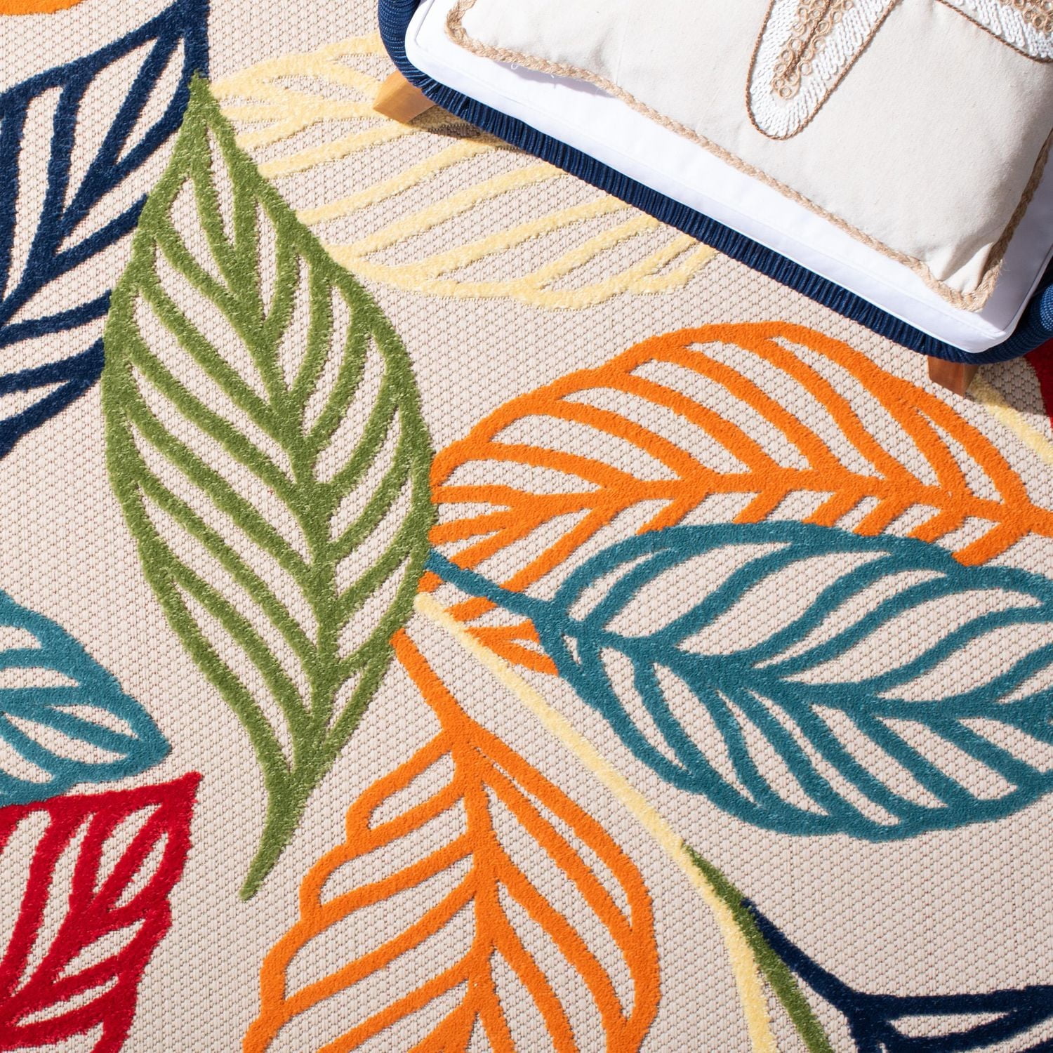 Safavieh Cabana Cohen Floral Outdoor Area Rug