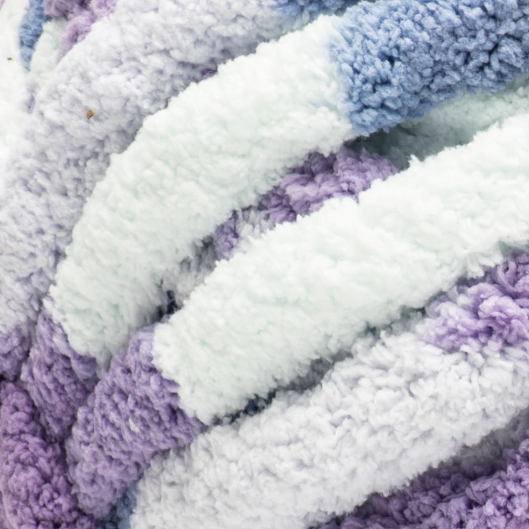 Bernat® Blanket Extra Thick™ #7 Jumbo Polyester Yarn, Lavender Ice, 21.2oz/600g, 72 Yards