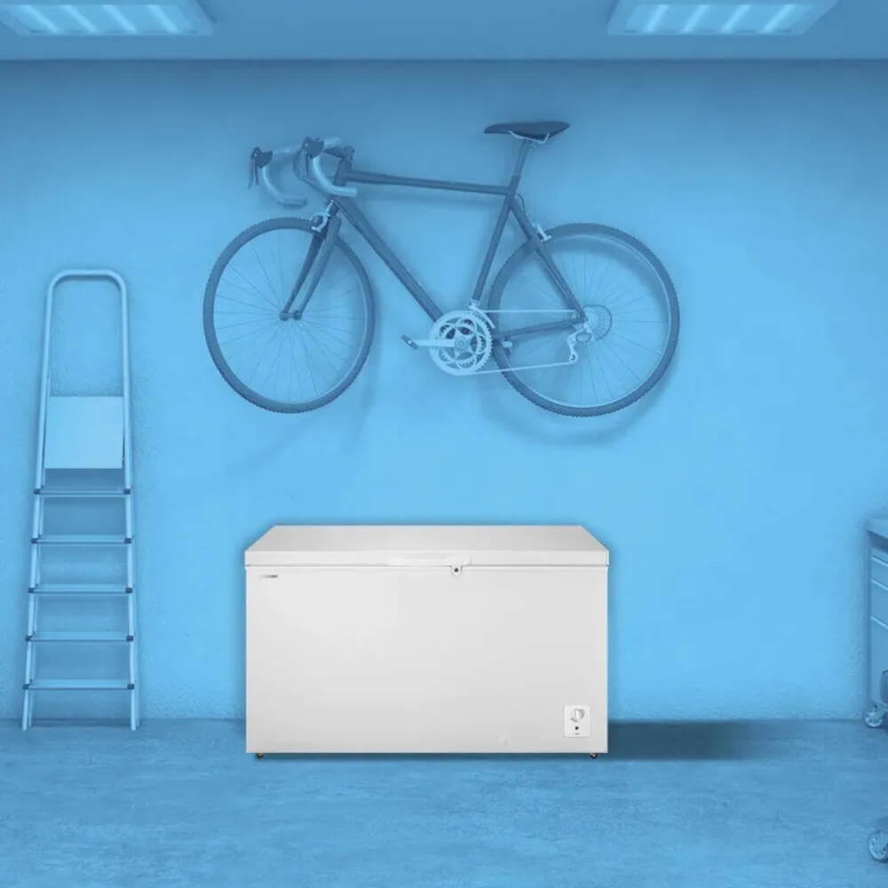Element 14.7 cu. ft. Chest Freezer - White (ECF15MDCW)