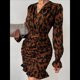 thumbnail image 4 of Vestido Neón para Mujer, Escote en V, Larga, Estampado de Leopardo, Arrugas, Ajustado, Midi, para Club. Marrón S, 4 of 5