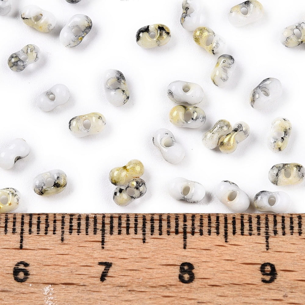 Baking Paint Glass Seed Beads Round Hole Peanut Pale Goldenrod 4.5x2.5x2.5mm Hole: 1mm about 4500pcs/pound