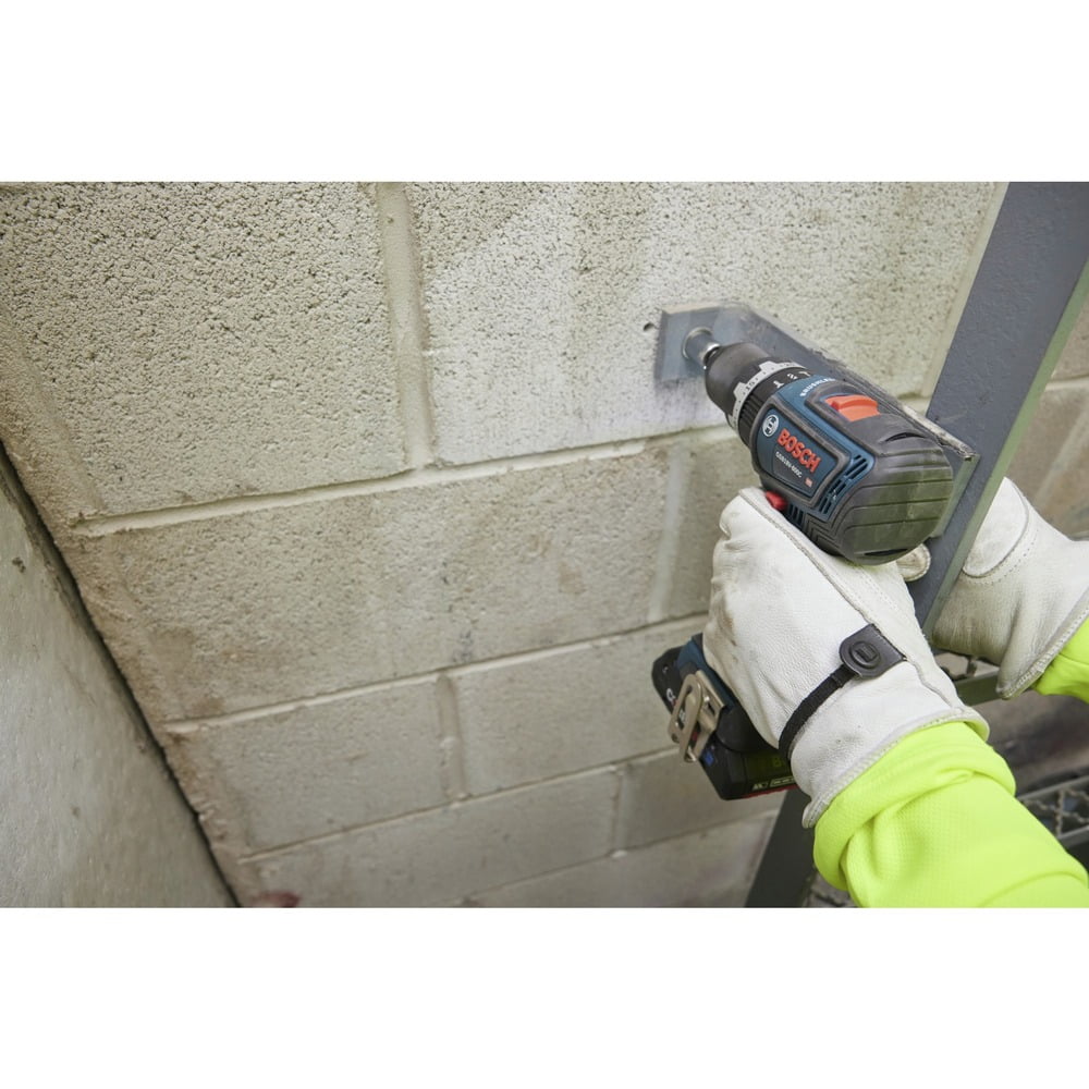 Restored Bosch GSB18V-800CB14-RT 18V Brushless Lithium-Ion 1/2 in. Cordless Connected-Ready Hammer Drill Driver Kit (4 Ah) (Refurbished)