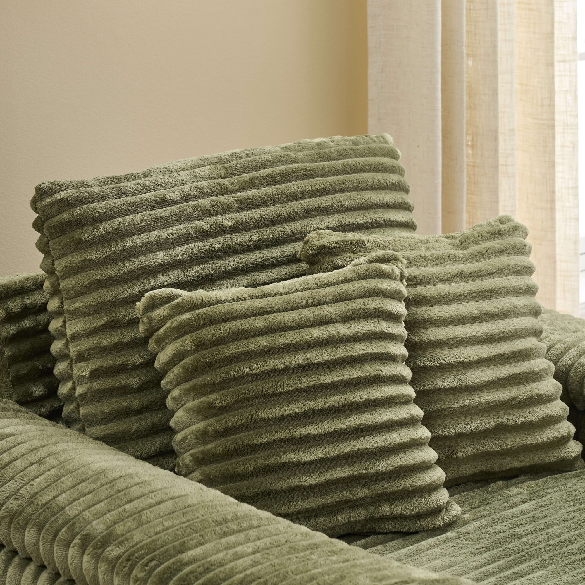 Chaise Lounge Chair Indoor,Upholstered Sofa Bed with Throw Pillows,Sleeper Chair for Living Room,Bedroom,Green