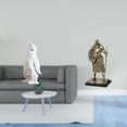 thumbnail image 2 of Figura coleccionable de resina, adorno decorativo europeo, estatua para mesa de entrada, sala de estar, dormitorio, oficina, decoración del hogar., 2 of 8