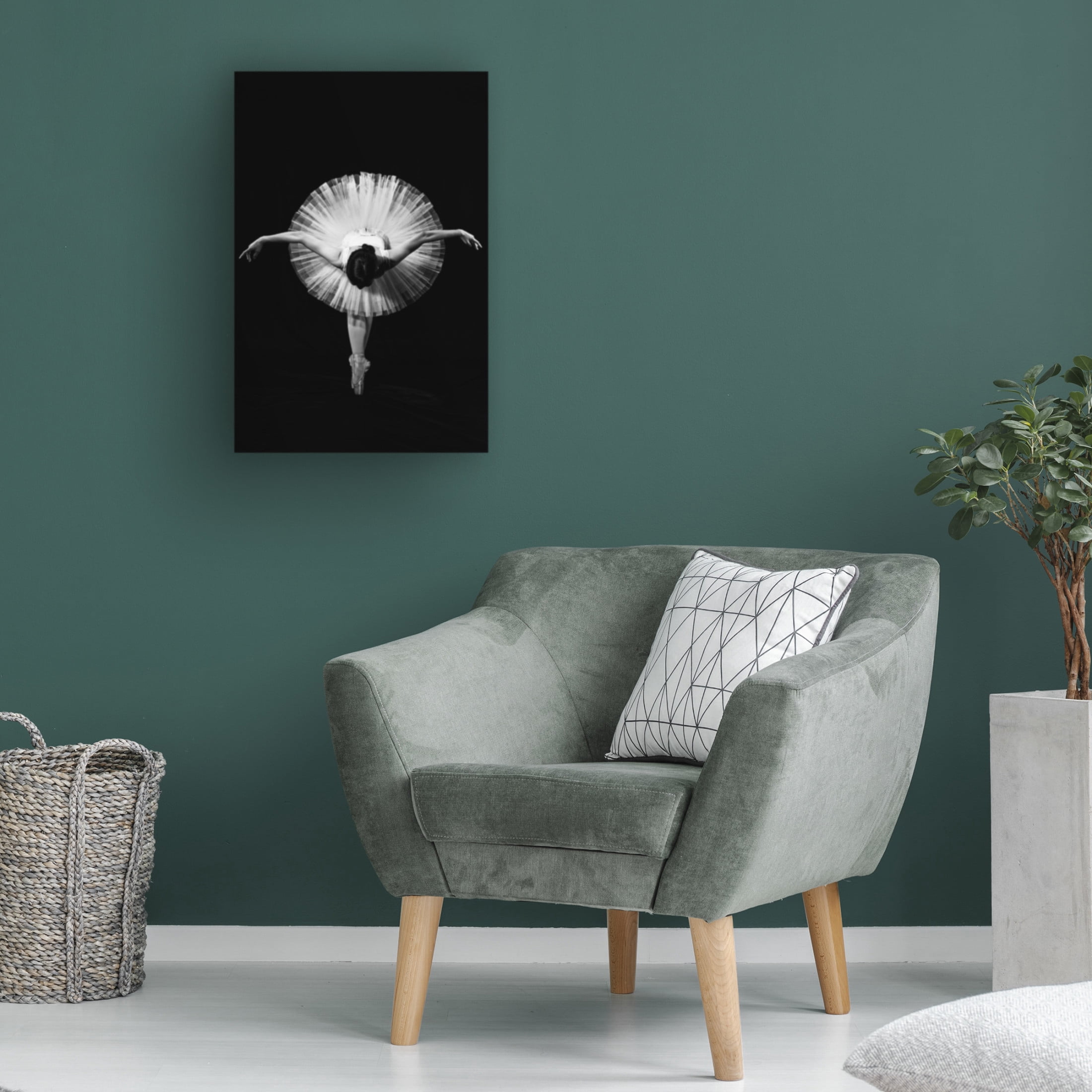 Trademark Fine Art Pattanawit Suntiniwat Finale Canvas Wall Art