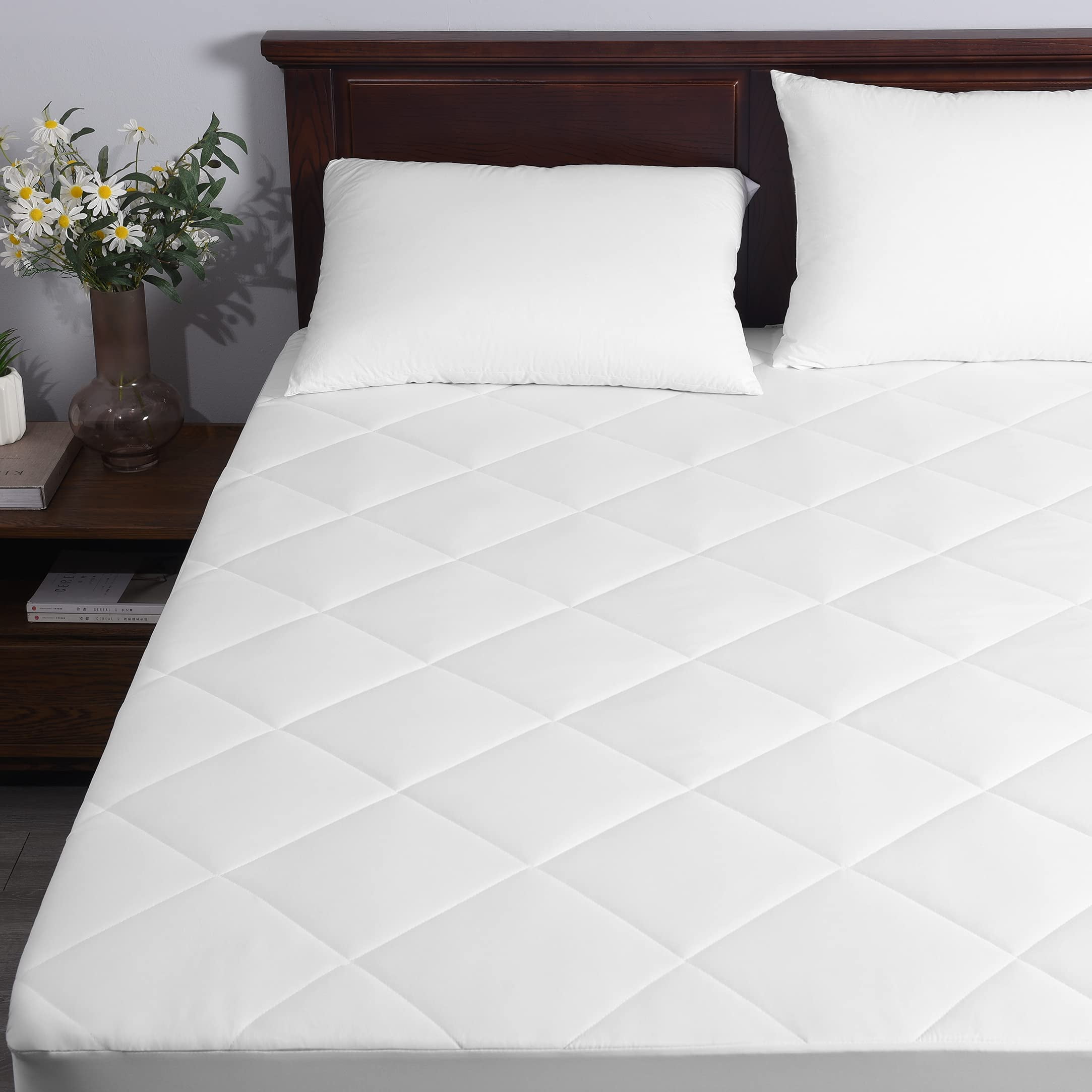 Hypoallergenic Quilted Fitted Down Alternative Waterproof Mattress Pad Cover 