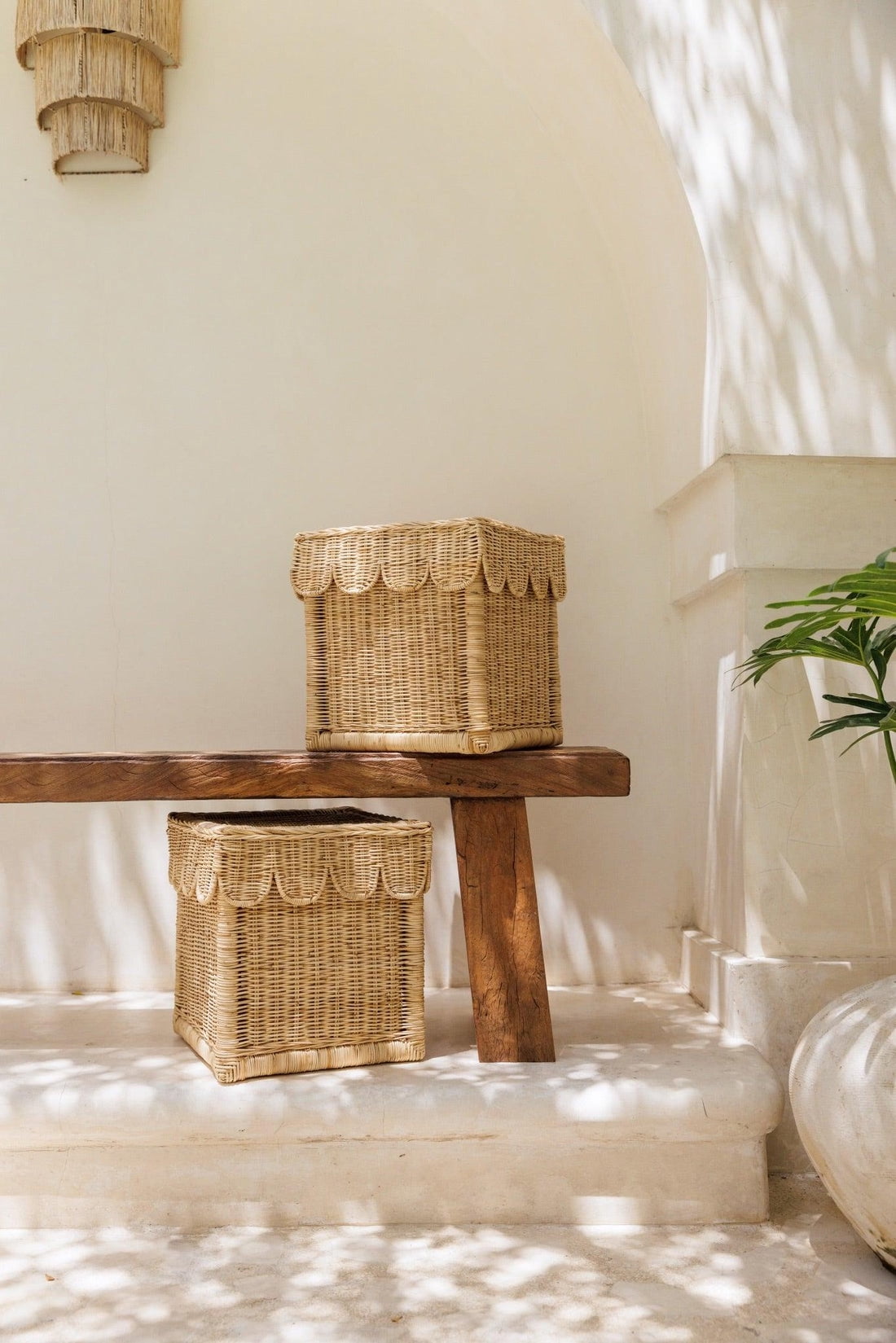 Scallop Storage Rattan Bin with Lid Handwoven Wicker Basket Natural Decorative Organizer Indoor