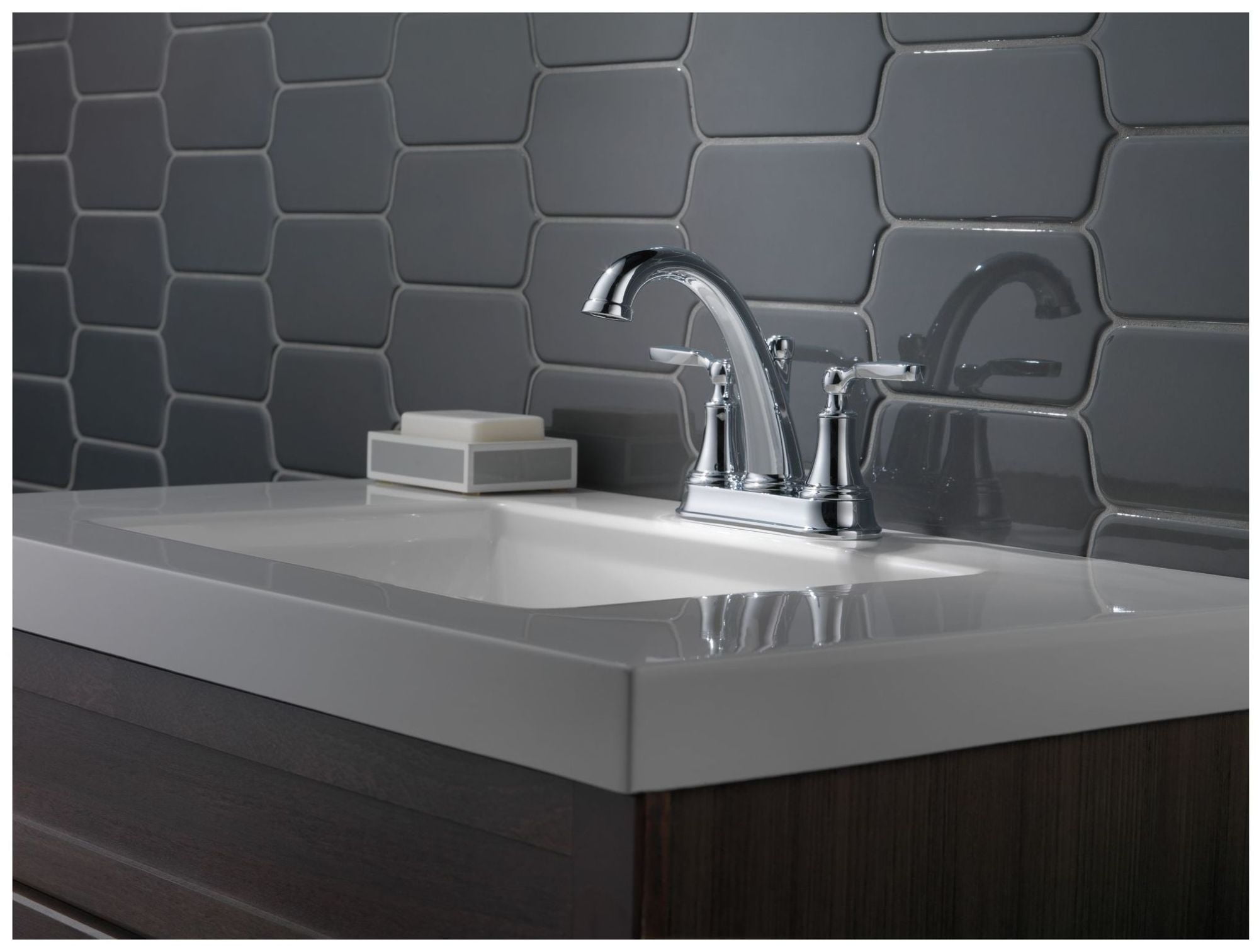 Delta 2532Lf-Mpu Woodhurst 1.2 GPM Centerset Bathroom Faucet - Black