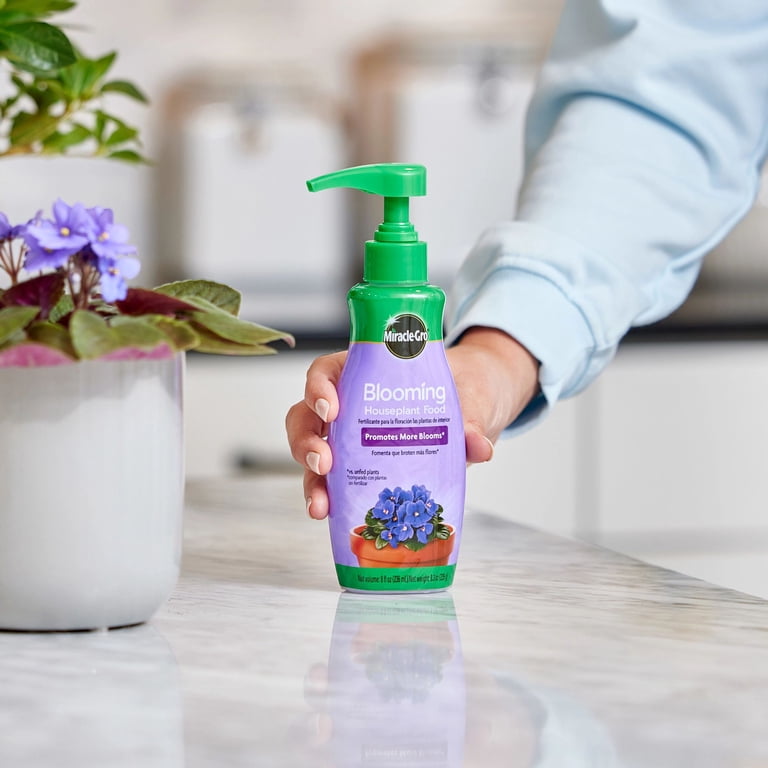 Miracle-Gro Blooming Houseplant Fertilizer, Liquid Indoor Plant Food, 8 fl  oz - Walmart.com