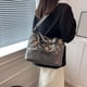 thumbnail image 5 of Bolso Bolsa Bolso de moda Bolsos cruzados de otoño Bolsos de algodón acolchados grandes acolchados (gris) Tmvgtek Para Estrenar, 5 of 9