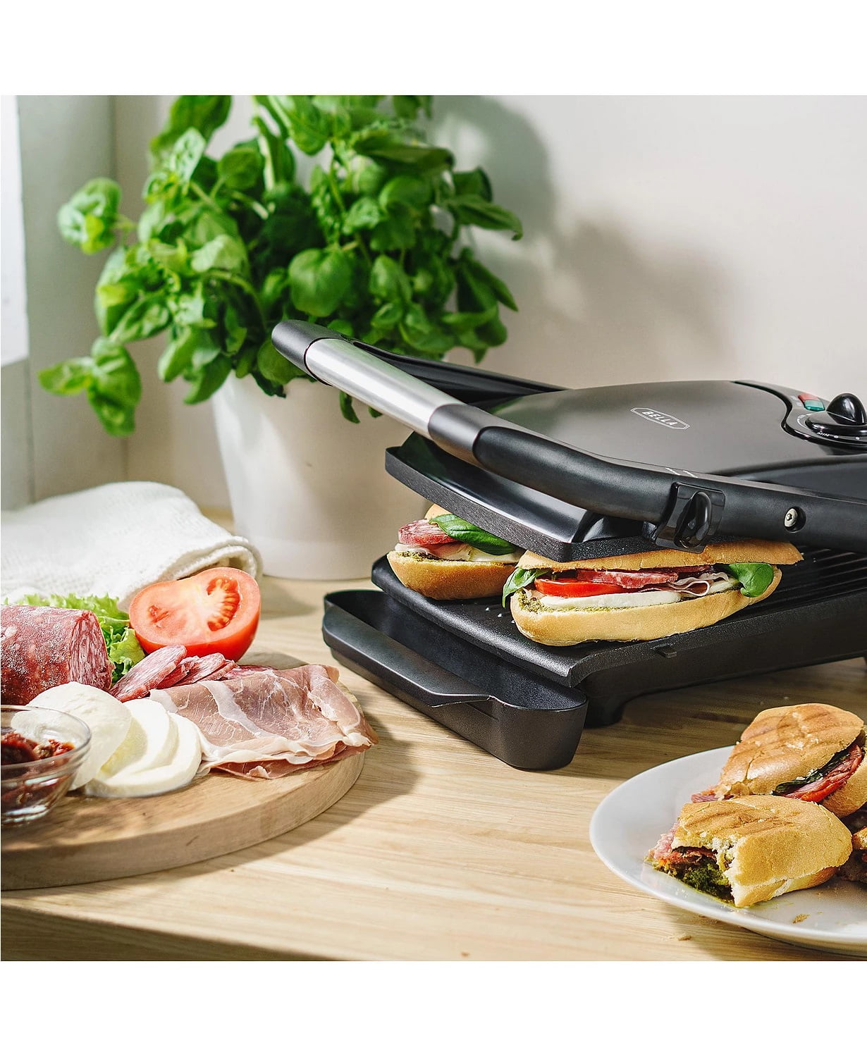 bella electric nonstick panini grill
