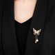 thumbnail image 3 of Broche de mariposa ahuecado para mujer con solapa de mariposa colgante, 3 of 5