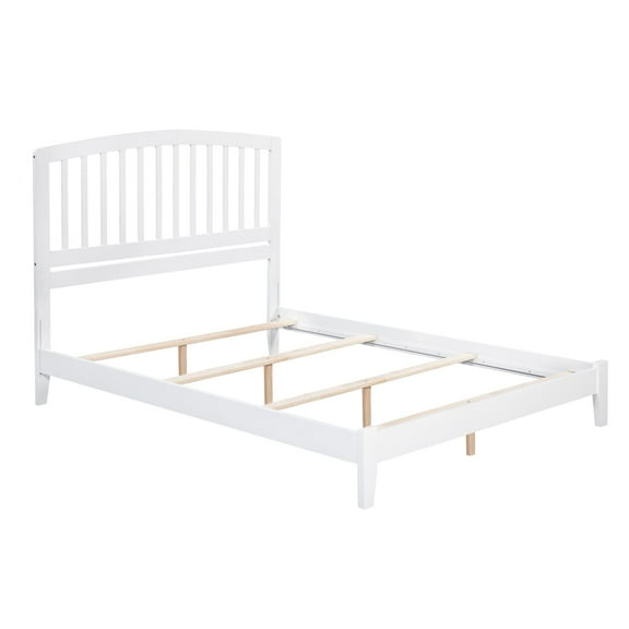 Richmond Queen Traditional Bed in White