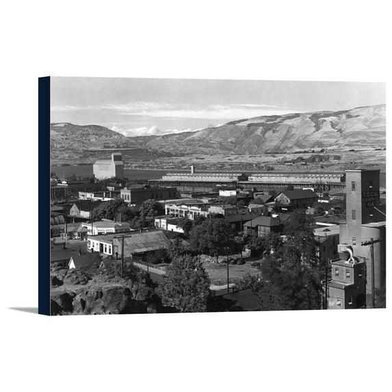The Dalles, Oregon Dock View from 4th Street Photograph (18x11 Gallery Wrapped Stretched Canvas)