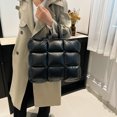 thumbnail image 4 of Bolso Transporte Hobo Elegante Mano Acolchado para Mujer Al Aire Libre, 4 of 9