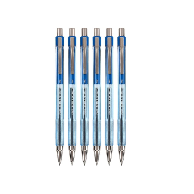bolígrafos pilot the better, recargables y retráctiles, punta fina, tinta azul, paquete de 6 — Seis bolígrafos Pilot en fila frontal, barril transparente teñido azul con grip acanalado, punta fina de acero inoxidable visible, clip metálico plateado y pulsador retráctil; fondo blanco. Adecuados para uso escolar y de oficina; suelen usarse con recambios compatibles.