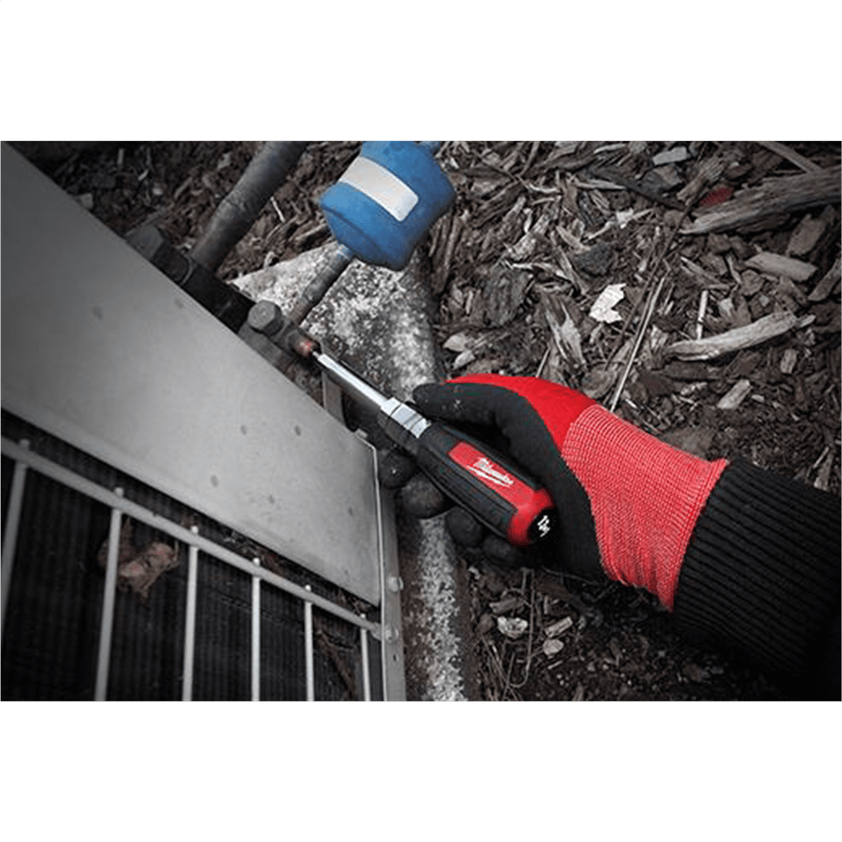 Milwaukee Tool 13in1 Cushion Grip Screwdriver with Schrader Bit