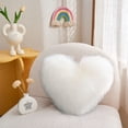 thumbnail image 4 of La almohada con forma de corazón con forma de piel es necesaria para el Día de San Valentín y el Día de la Madre. Almohada con forma de amor., 4 of 5