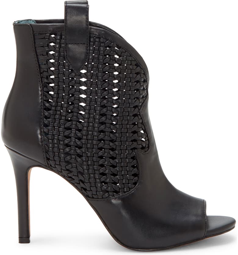 jessica simpson jexell bootie