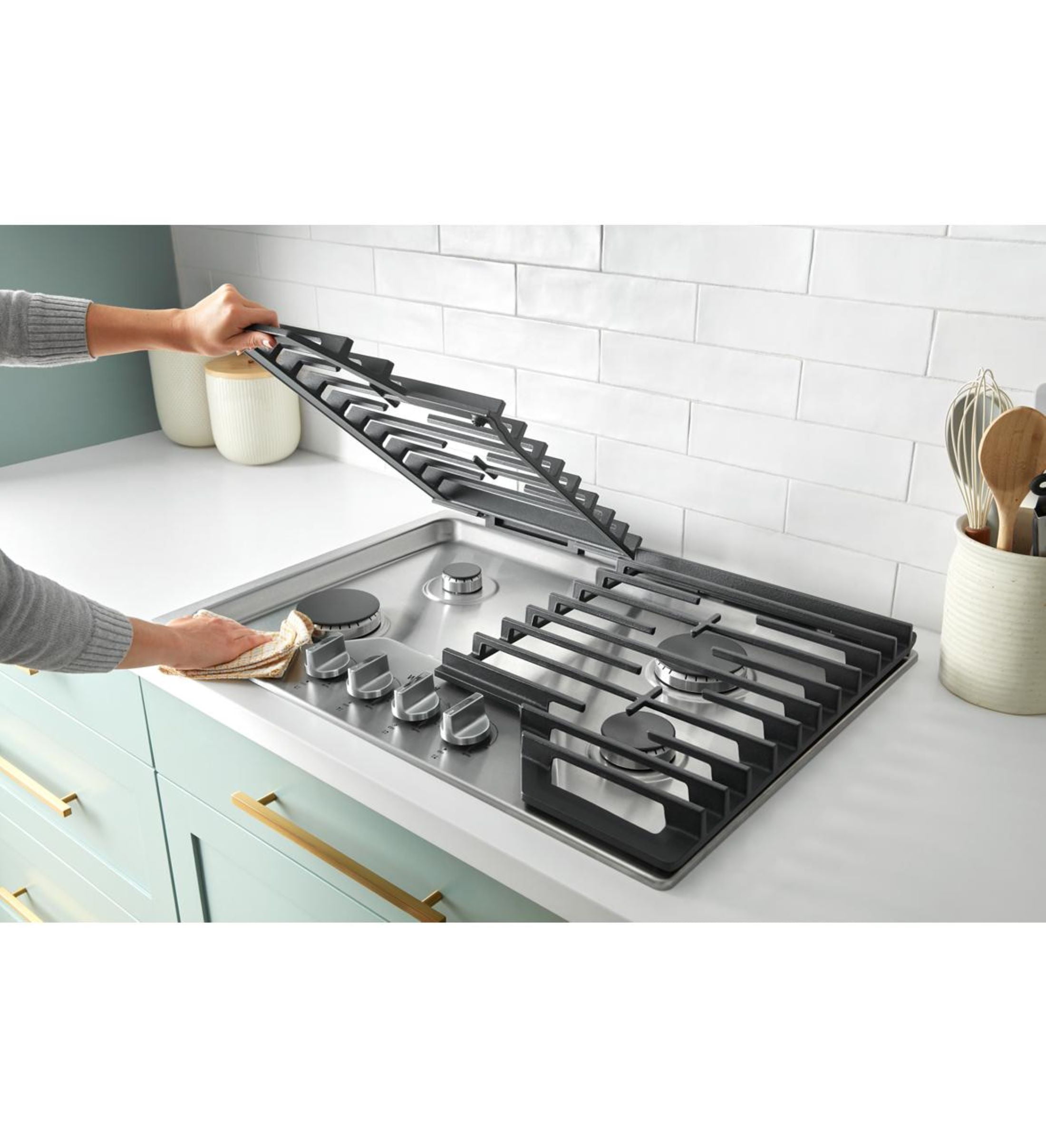 Whirlpool® 30-inch Gas Cooktop with EZ-2-Lift™ Hinged Cast-Iron Grates