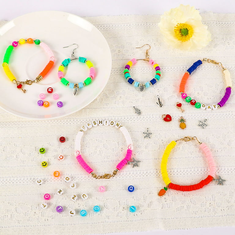  1000PCS Polymer Clay Beads Bracelet Making kit, 24 Style Cute Fun  Beads Flower Animal Rainbow Eye Charms for Jewelry Necklace Earring Making  DIY Accessories for Women Girls