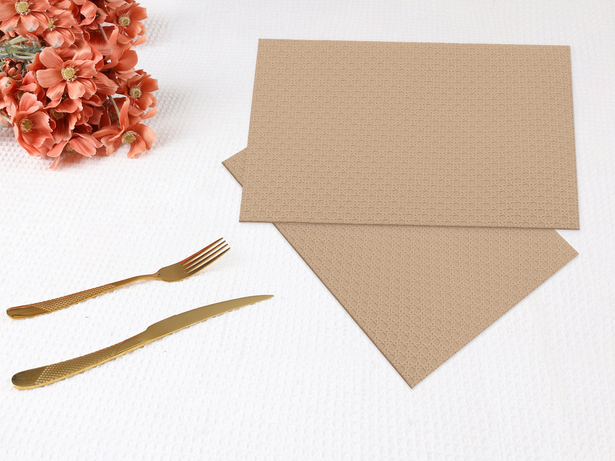 Unique Bargains Set of 6 Woven Placemats for Dining Khaki 17*12in