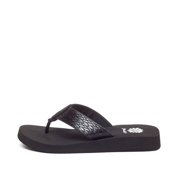 Yellow Box Women's Flax Wedge Sandal, Black, 8 M US