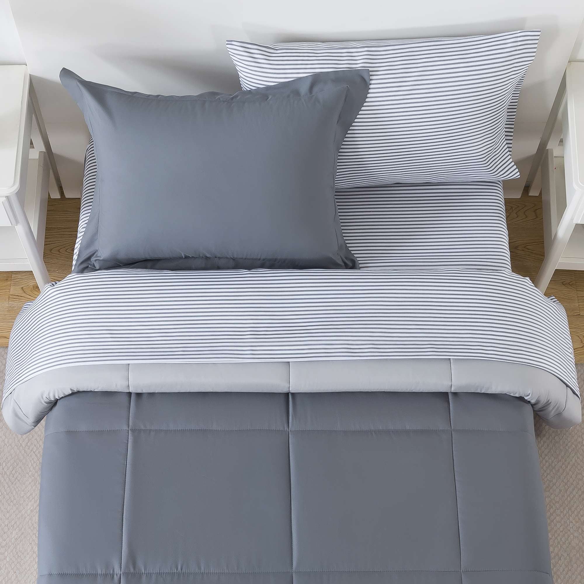 Mainstays All in One Reversible Comforter and Sheet Set, 5-Piece, Twin, Gray