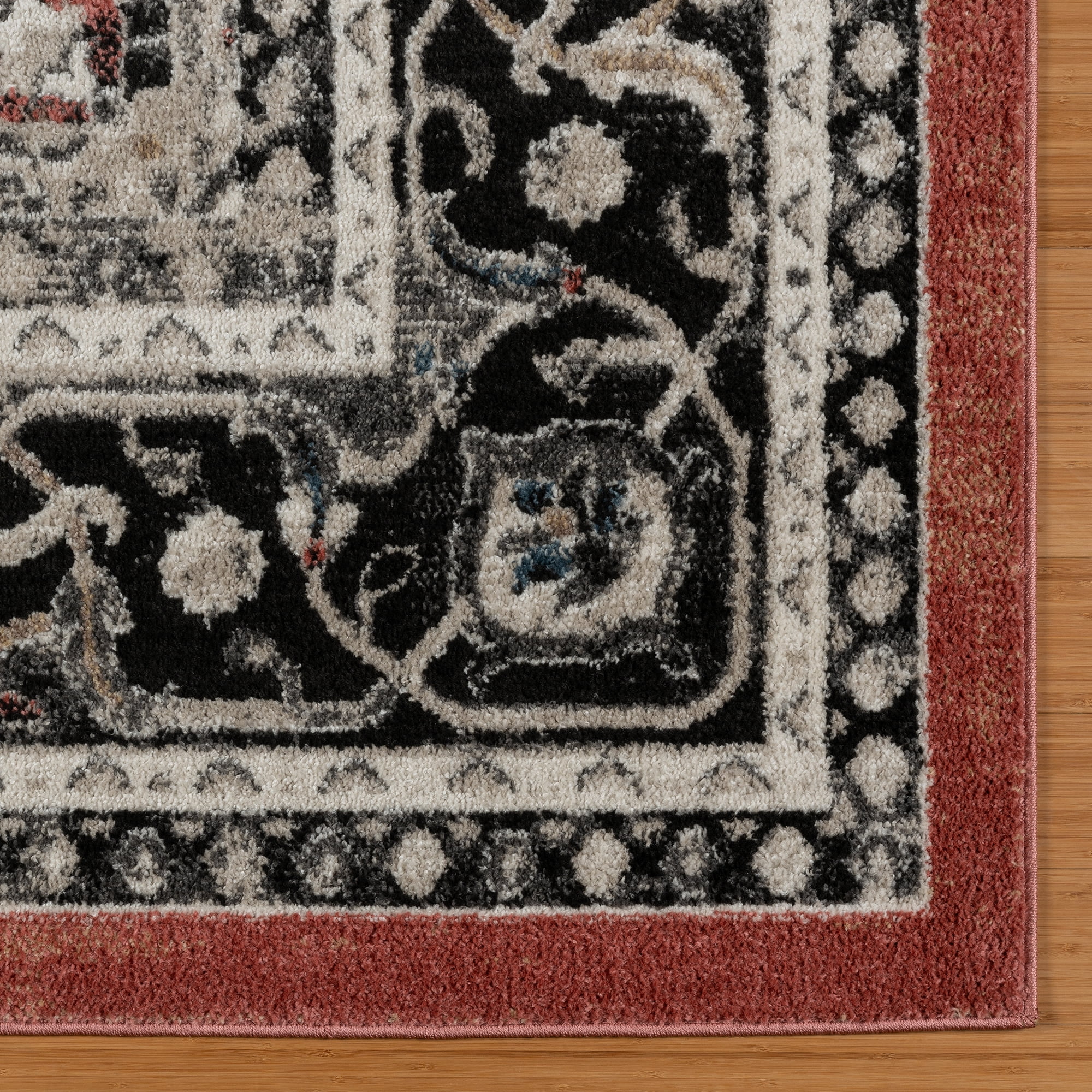 Gertmenian Heirloom Fluer Traditional Oriental Rose Indoor Area Rug, 5x7