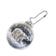 thumbnail image 1 of Matsuzay Adornos navideños 3D con forma de bola de cristal simulada, de acrílico ligero, ideales para decorar árboles de Navidad y el hogar. Kits de decoración para fiestas oso polar, 1 of 5
