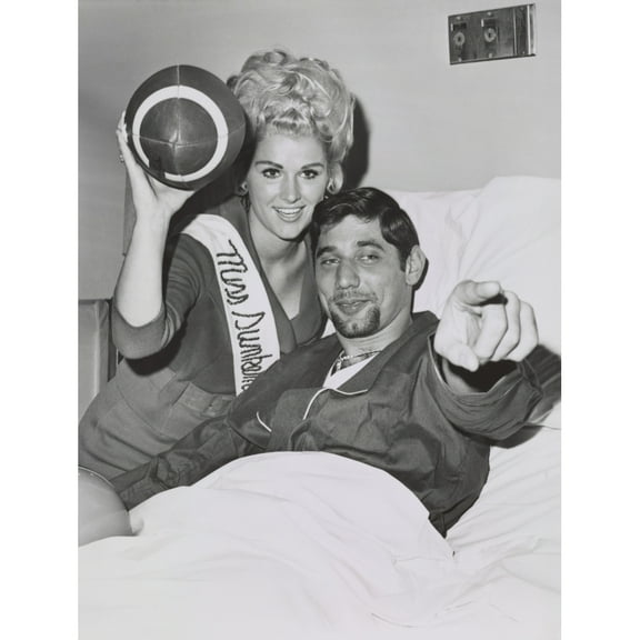 Joe Namath History (24 x 36)