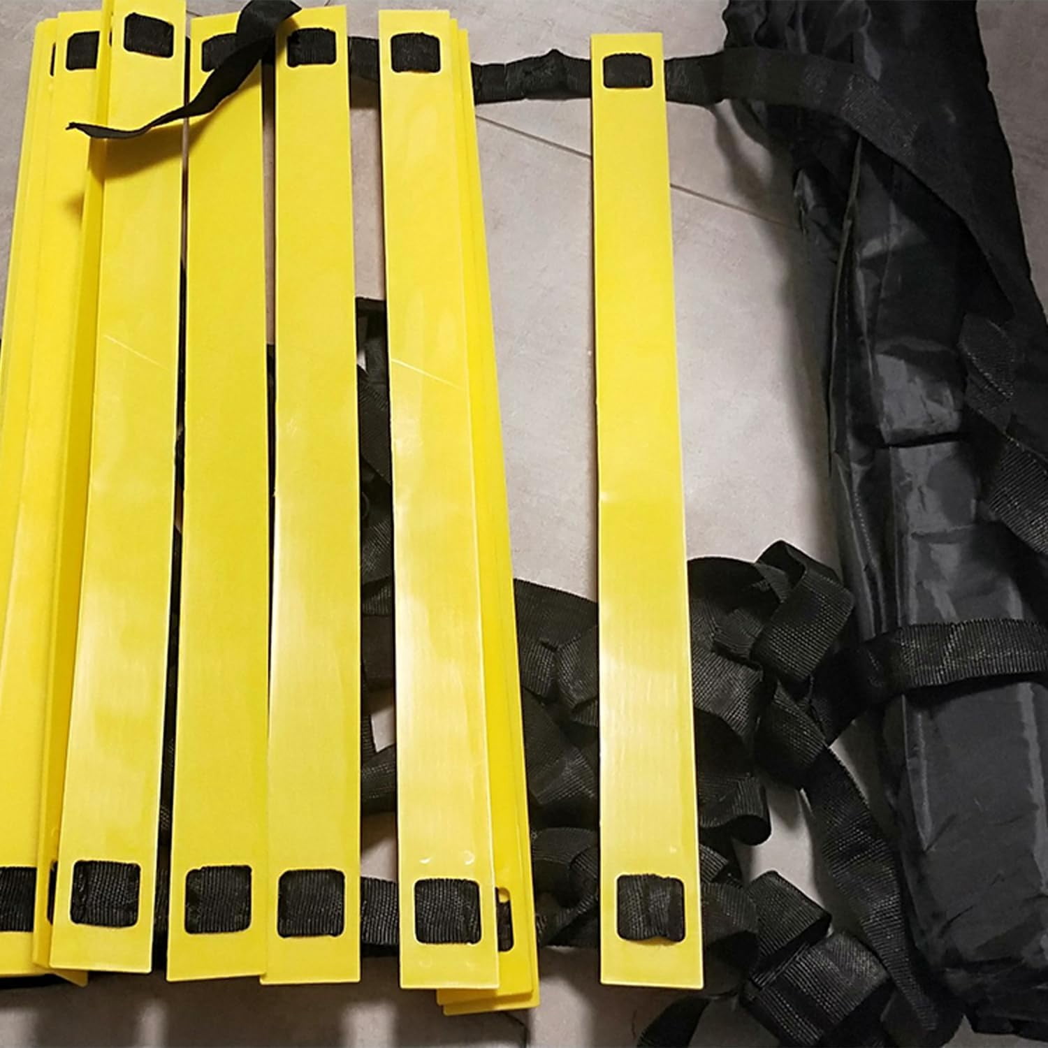 Agility Ladder Speed Training Equipment，12 Rung 20ft Footwork Ladder with Free Carry Bag，Speed Ladder for Football Footwork Exercise,Football Training Equipment