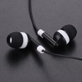 thumbnail image 2 of Venta al por mayor a granel individualmente embolsados auriculares auriculares 100 Pack para iPhone, Android, reproductor de MP3 - Negro, 2 of 3