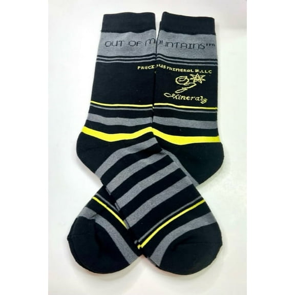 OUT OF MOUNTAINS socks