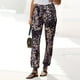 thumbnail image 1 of WILLBEST Pantalones Casuales para Mujer, Cómodos Pantalones Cortos con Cintura Elástica para Uso Diario, Estilo con Cordón Versátil para Primavera, Verano y Otoño. Extra Grande, 1 of 6