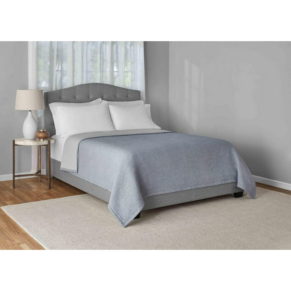 Mainstays Garment Wash Adult Matelasse Quilt, Grey, King, 1 Piece