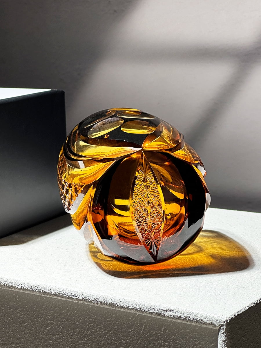 Premium Handmade Owl Edo Kiriko Crystal Glasses Whiskey Wine Glasses Unique Design for Cocktail Whiskey Enthusiasts