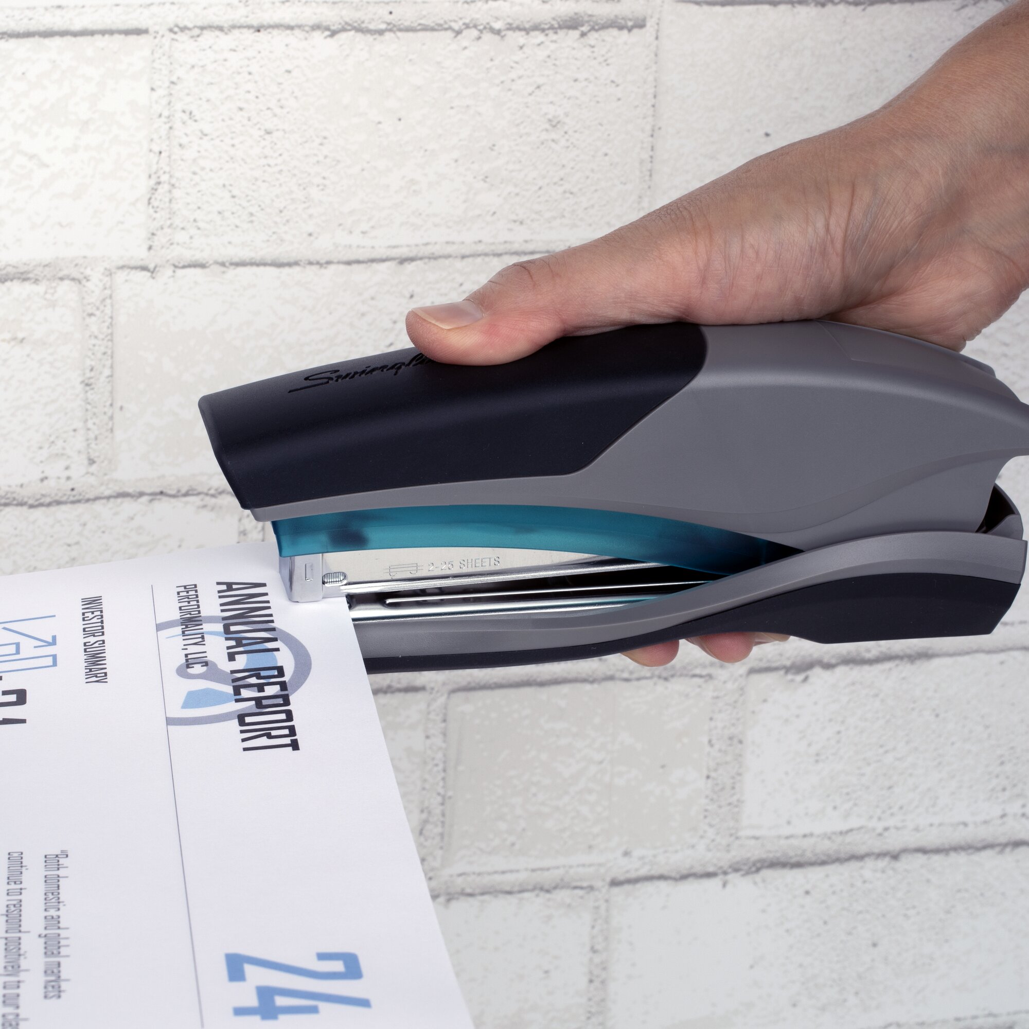 Swingline Optima 25 Reduced Effort Stapler photo 7
