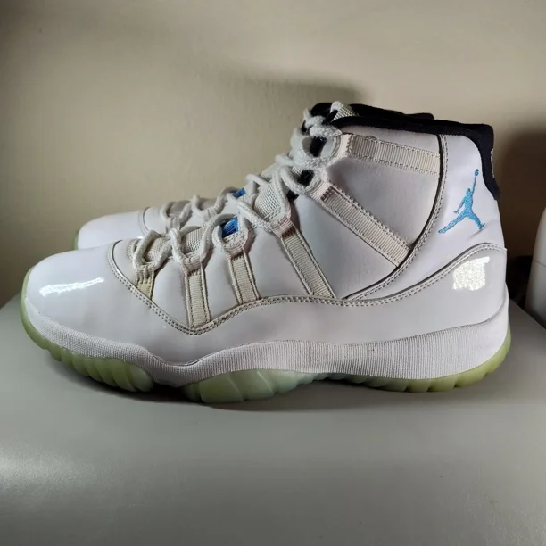 Ni - ke 2014 Ni - ke Air Jordan 11 XI Retro White Legend Blue Black 378037-117 Size 12