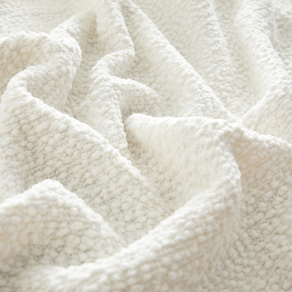 Mainstays Reversible Cozy Boucle Chenille Plush Throw, Vanilla 50" x 70"