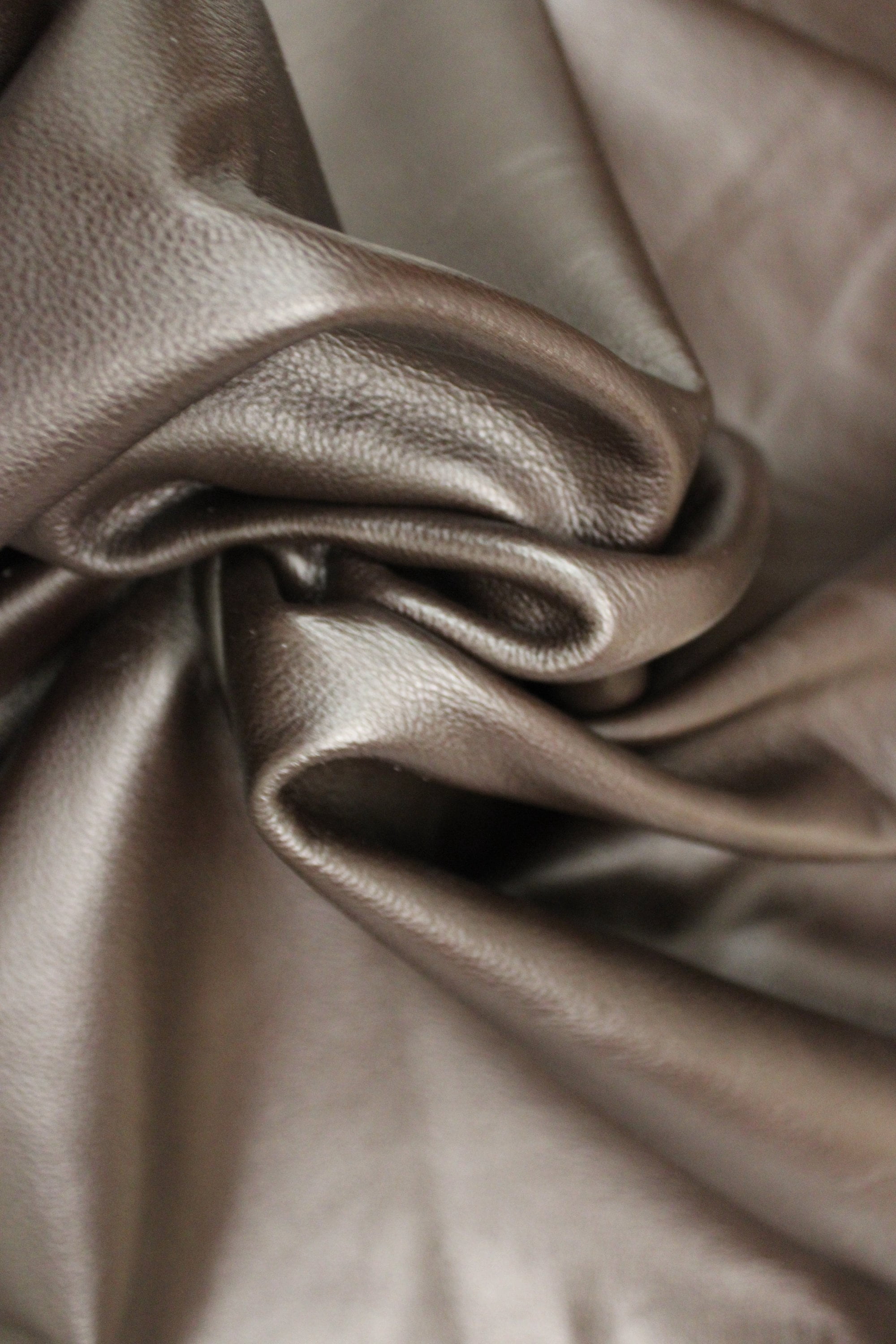 Chocolate Brown Leather- Upholstery Cowhide leather/ 2.5 oz - 3 oz (1.0 to 1.2mm) - Soft leather for crafts projects