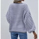 thumbnail image 4 of Suéter Holgado de Cuello Redondo, Larga, Hombros Descubiertos, Tejido Liso, para Mujer, para Otoño. Gris S, 4 of 8