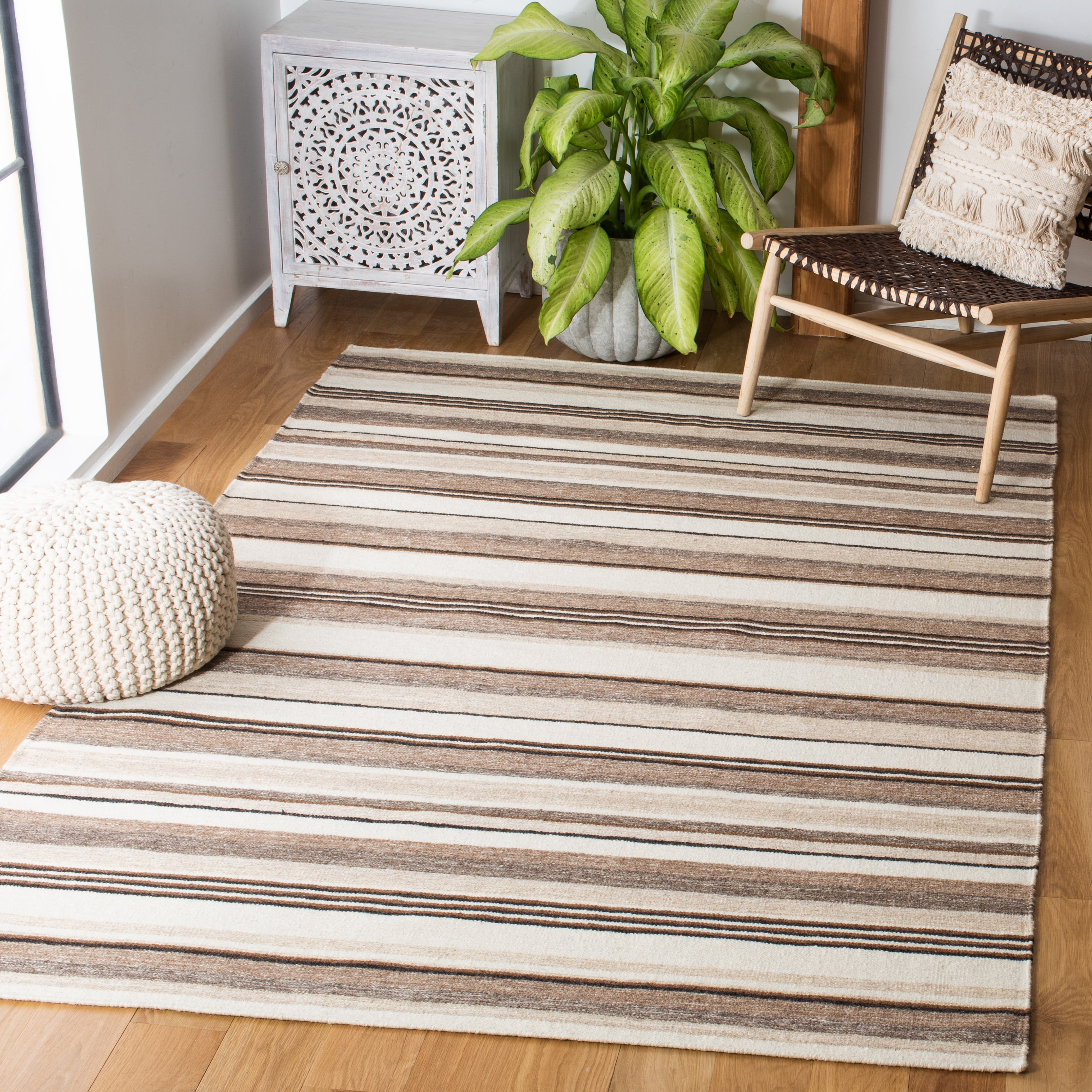 SAFAVIEH Striped Kilim Colbert Striped Area Rug, Natural/Ivory, 3' x 5'